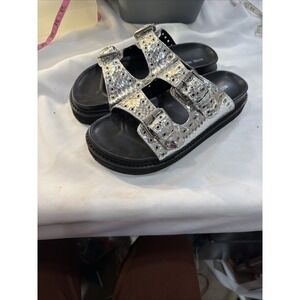 Nine West Sandals Womens 9 Silver Buckle Slip On Adjustable